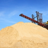 distribuidor de areia lavada média Brasilândia